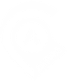 Logomarca da Alpha Táxi no formato de um pin semelhante aos marcadores usados em mapas estilizado com a palavra APLHA em um dos lados e um símbolo de seta semelhante a letra A no centro